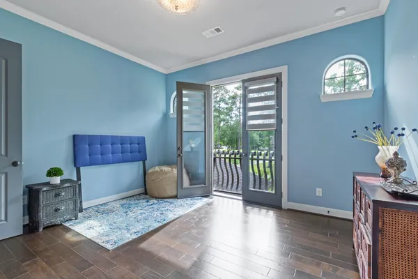 a view of a livingroom with furniture and window