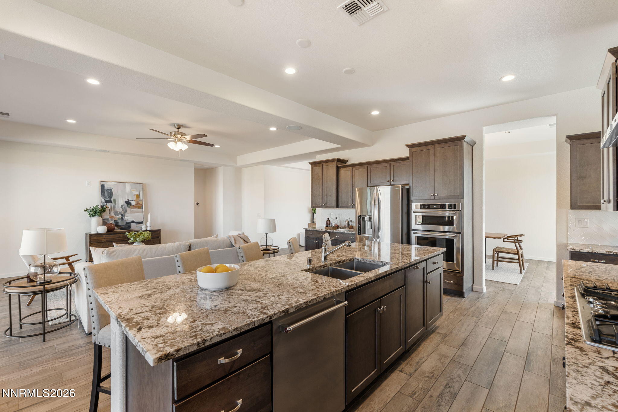 2001 Neviekay Lane Reno, NV 89521 - Photo 11 of 32 20-web-or-mls-DSC04735