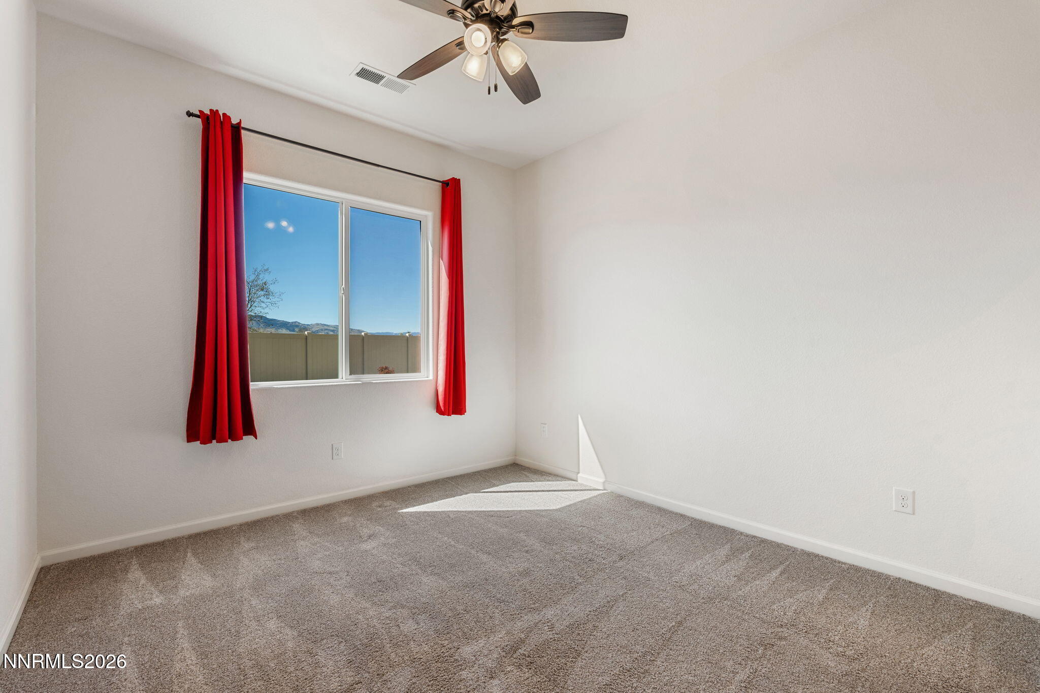 2001 Neviekay Lane Reno, NV 89521 - Photo 24 of 32 37-web-or-mls-DSC04675