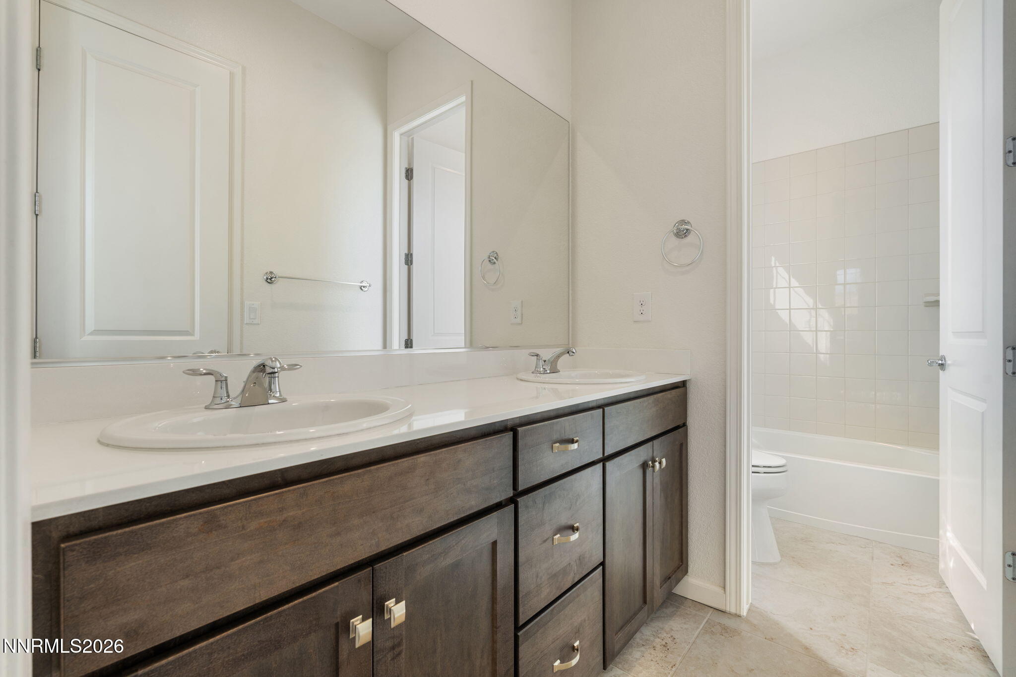 2001 Neviekay Lane Reno, NV 89521 - Photo 26 of 32 39-web-or-mls-DSC04665