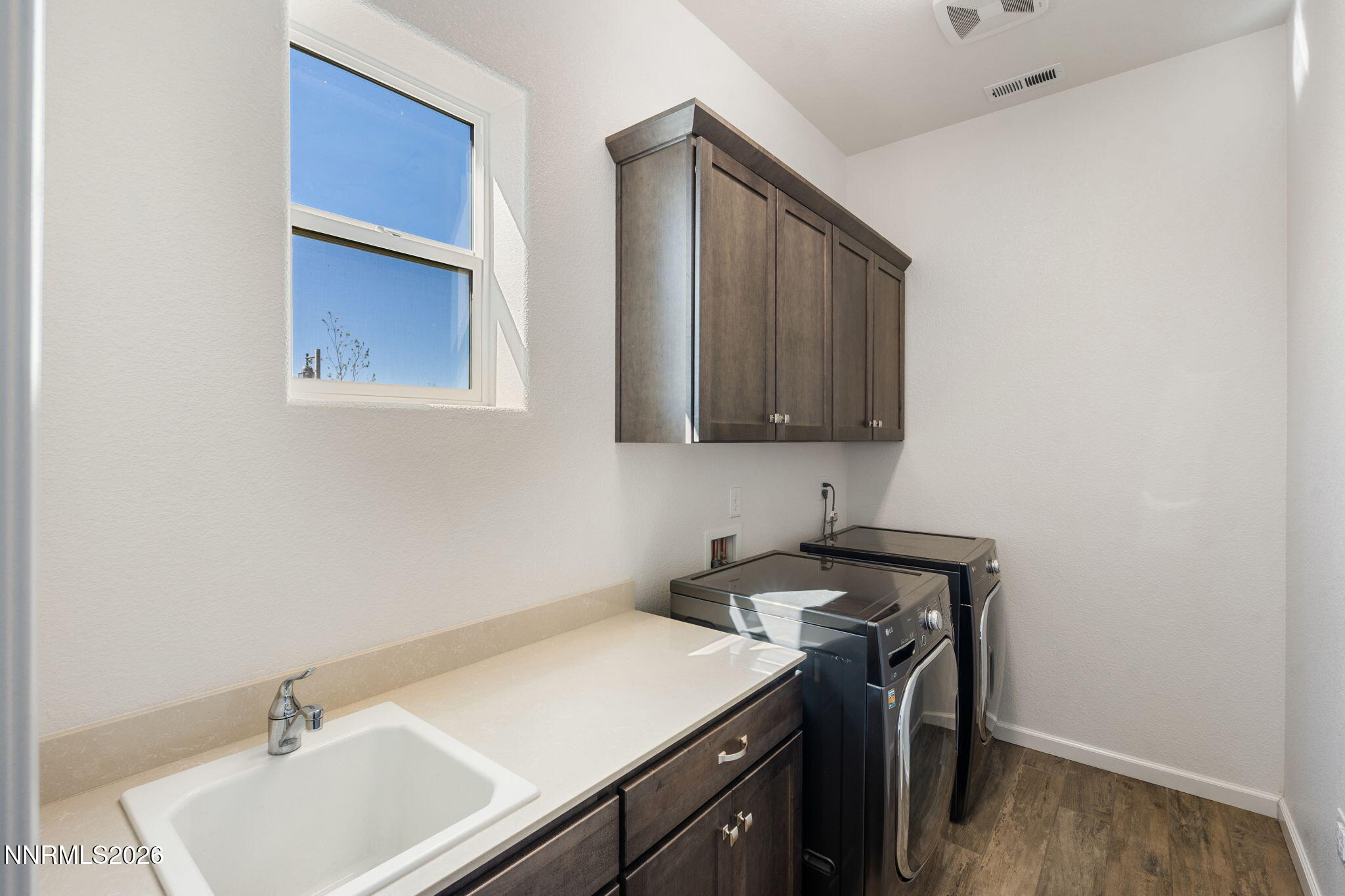 2001 Neviekay Lane Reno, NV 89521 - Photo 30 of 32 44-web-or-mls-DSC04720