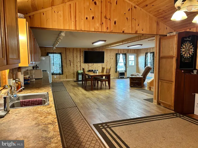 $749,000 | 385 Elk Creek Road, Aaronsburg, PA 16820