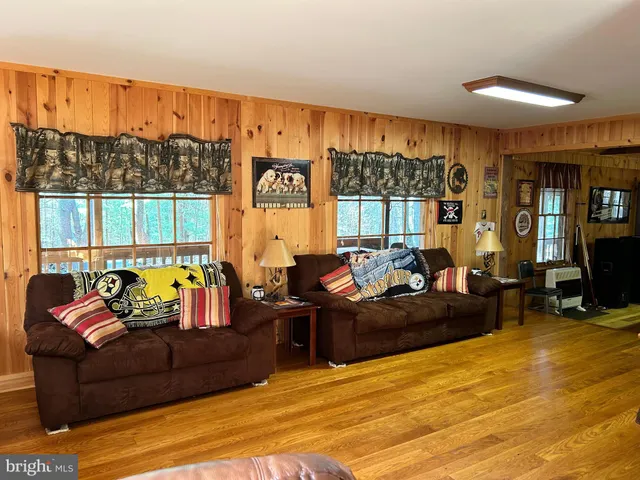 $749,000 | 385 Elk Creek Road, Aaronsburg, PA 16820