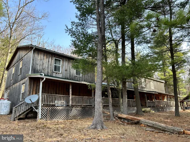 $749,000 | 385 Elk Creek Road, Aaronsburg, PA 16820