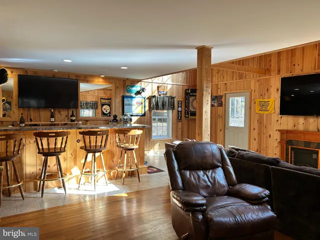 $749,000 | 385 Elk Creek Road, Aaronsburg, PA 16820