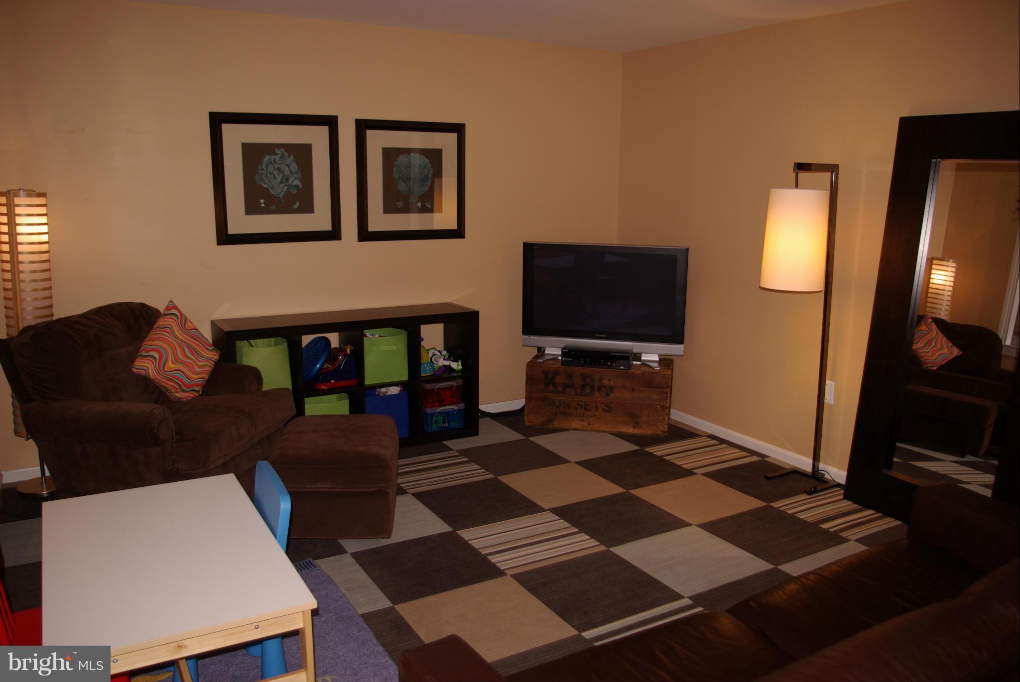 609 G Street Southwest Washington, DC 20024 - Photo 19 of 30 Spacious LL family room or poss LR for au pair
