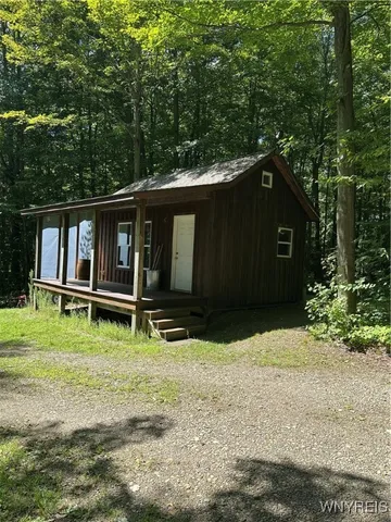 $293,195 | 5814 School Road, Gainesville, NY 14427