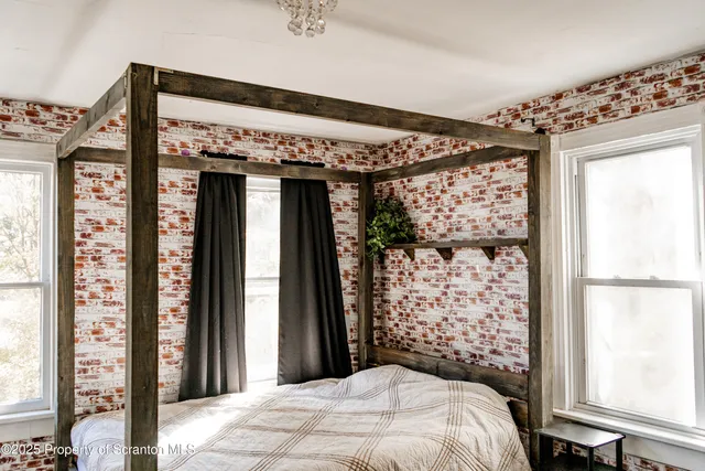 $239,900 | 565 Lake Avenue, Montrose, PA 18801