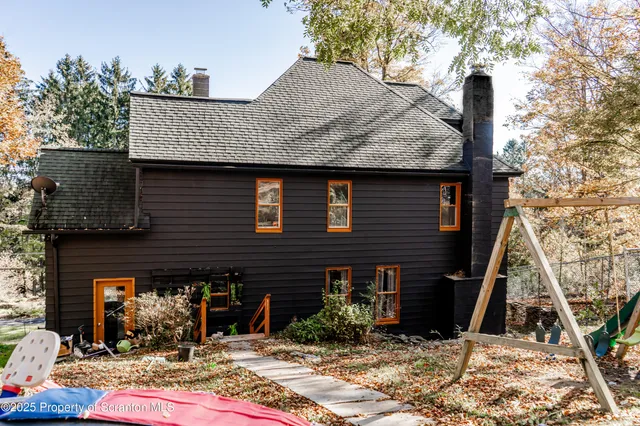 $239,900 | 565 Lake Avenue, Montrose, PA 18801