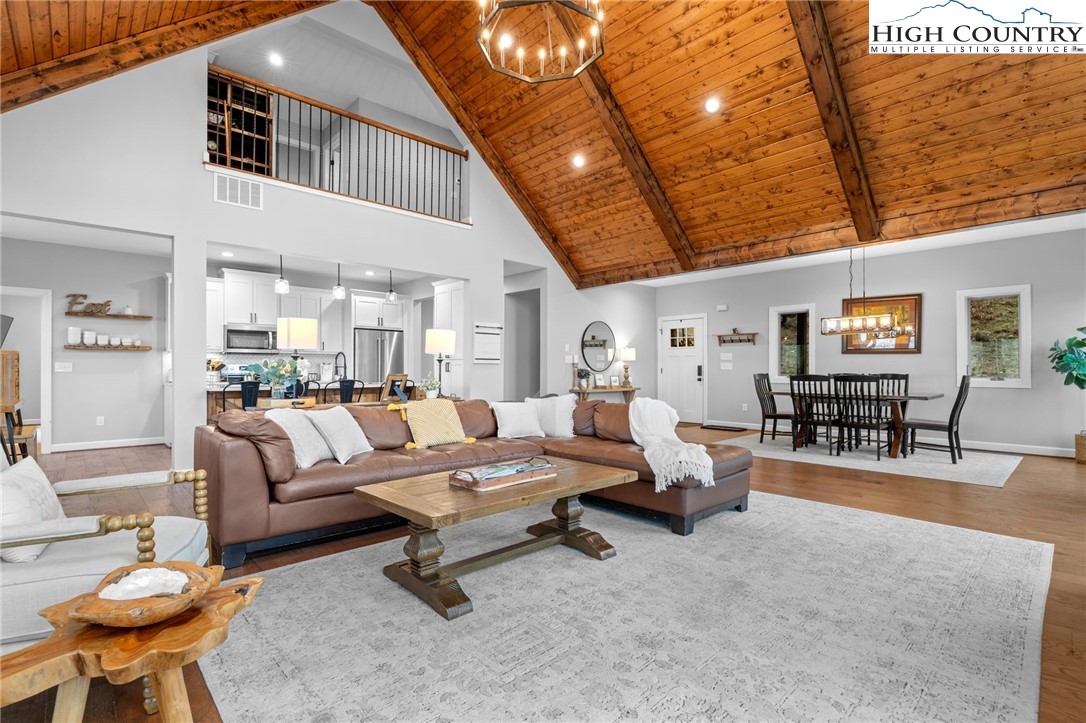 94 Silver Fox Ridge Beech Mountain, NC 28604 - Photo 6 of 45