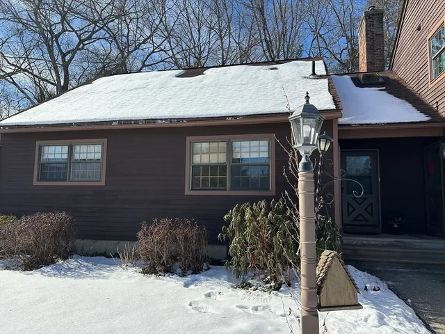 $325,000 | 3 Adams Court, Unit A, Deerfield, MA 01373