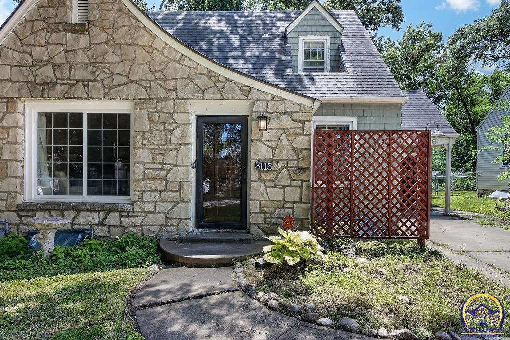 3115 Southwest 11th Street Topeka, KS 66604 - Photo 42 of 44