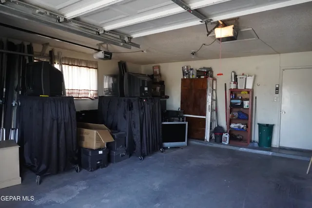 $235,000 | 3112 Edgerock Drive, El Paso, TX 79935