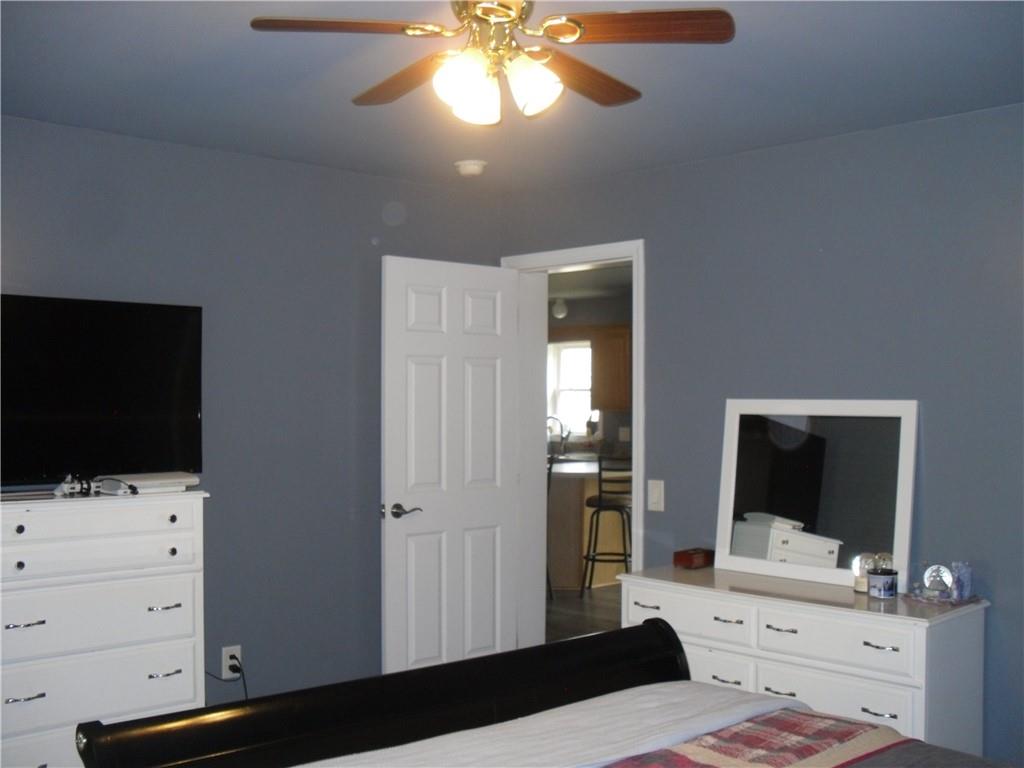 9944 Walker Road Elizabeth, PA 15037 - Photo 11 of 25 Gallery Image 11