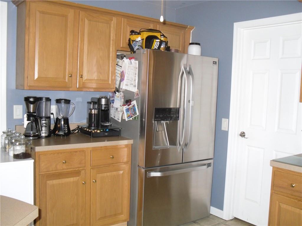 9944 Walker Road Elizabeth, PA 15037 - Photo 9 of 25 Gallery Image 9