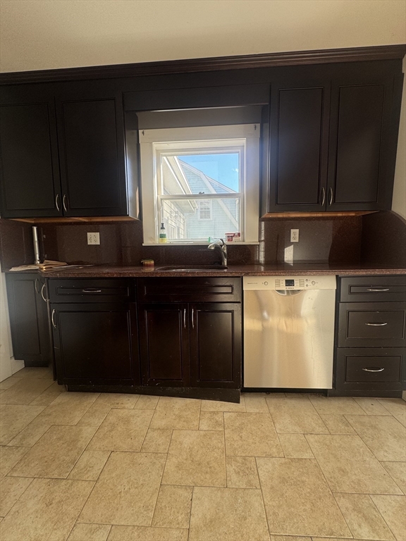 12 Pickwick Road Marblehead, MA 01945 - Photo 7 of 22