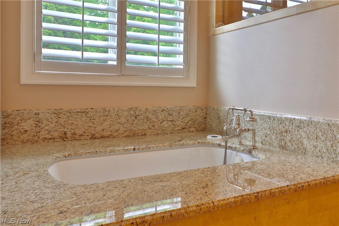 3835 Roberts Ridge Akron, OH 44333 - Photo 20 of 31 Gallery Image 20