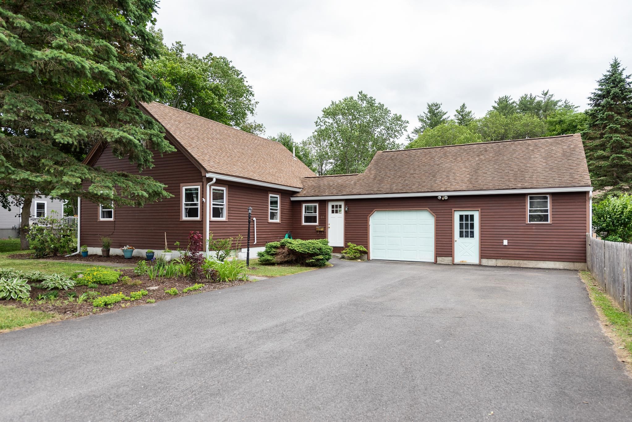 21 Redington Road Concord, NH 03301 - Photo 1 of 42 Gallery Image 1