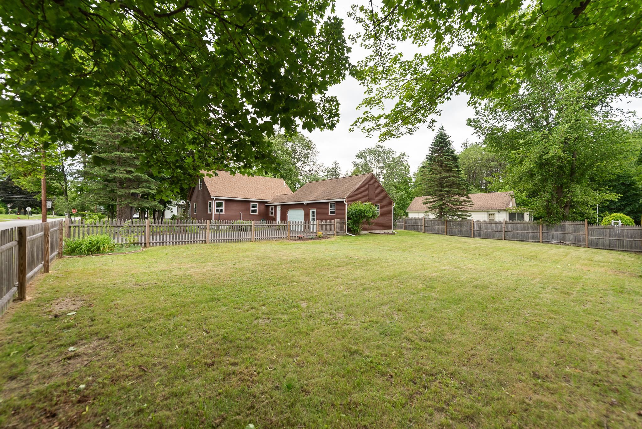21 Redington Road Concord, NH 03301 - Photo 5 of 42 Gallery Image 5