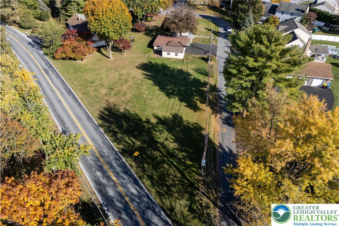 2730 Farmersville Road Bethlehem, PA 18020 - Photo 7 of 24