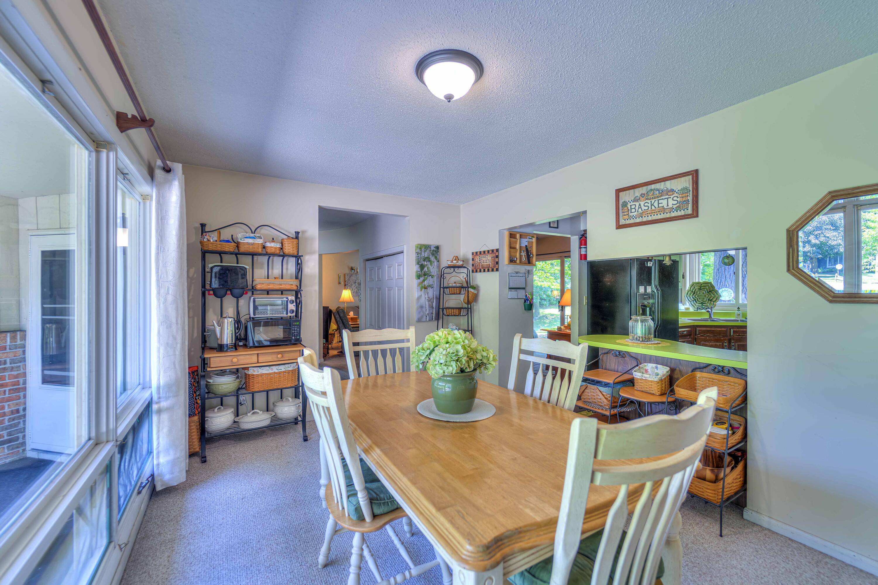 3851 Clarkway Road Jackson, MI 49203 - Photo 11 of 28 3851 Clarkway 27