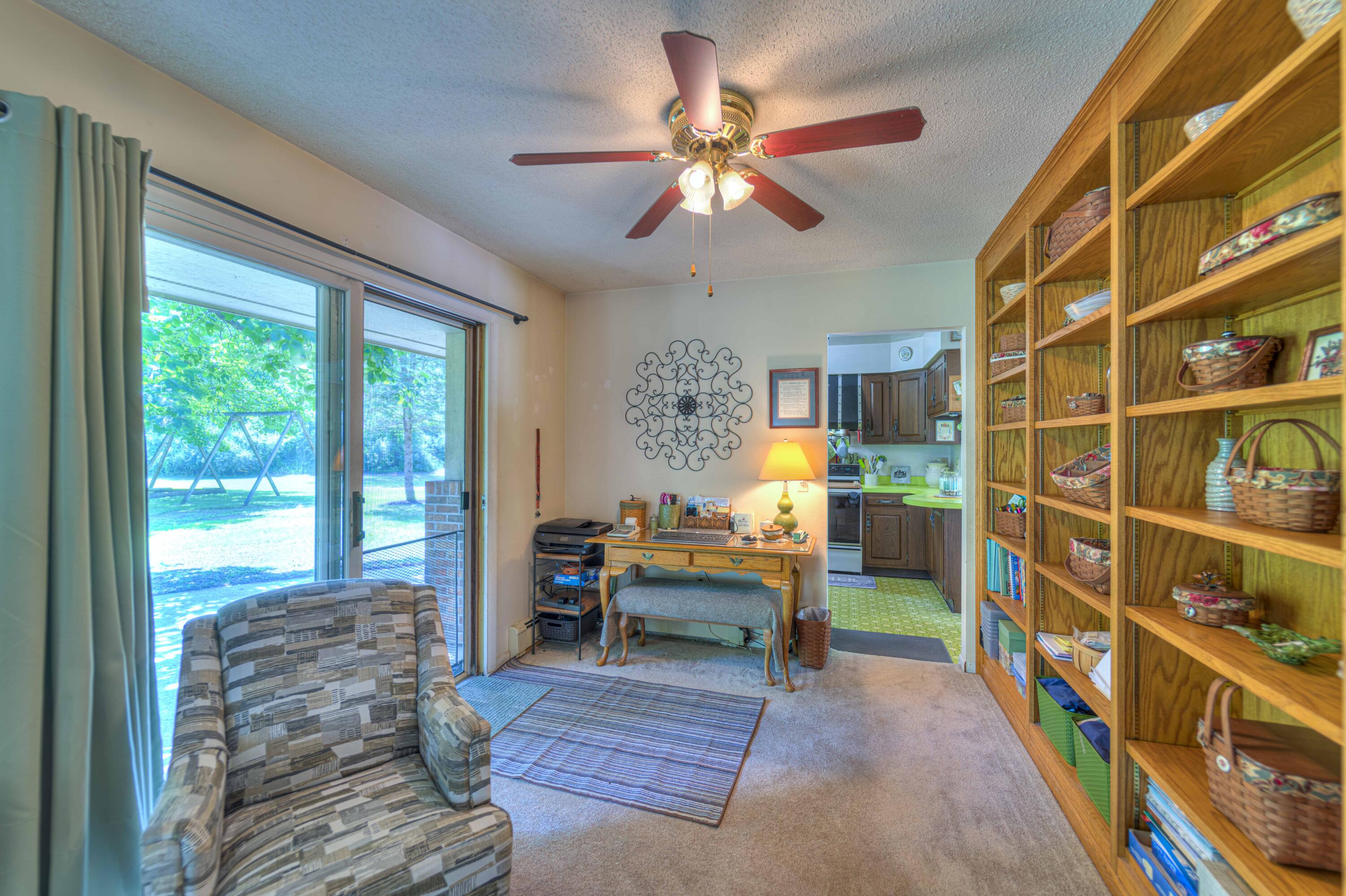 3851 Clarkway Road Jackson, MI 49203 - Photo 9 of 28 3851 Clarkway 25