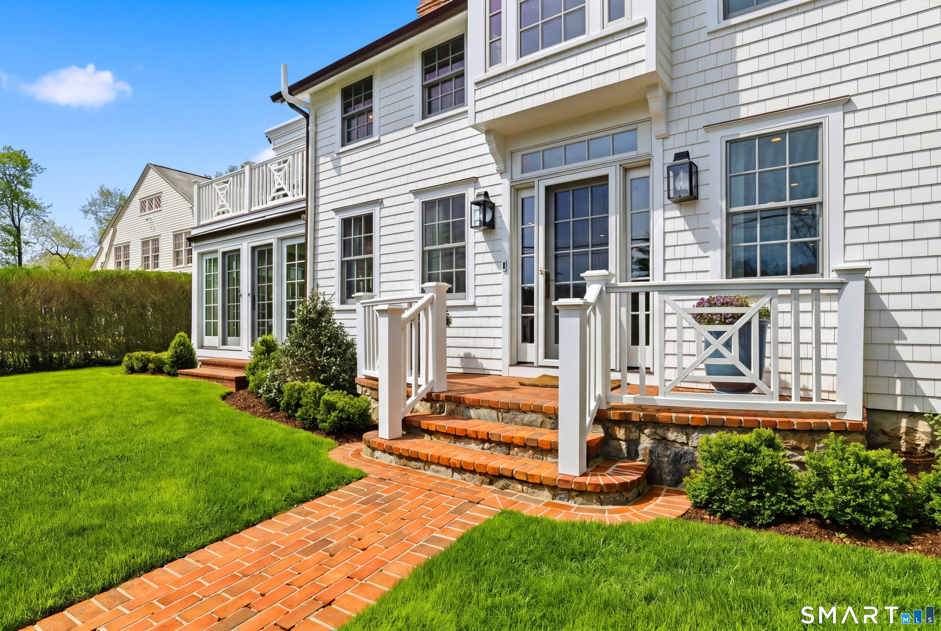 64 5 Mile River Road Darien, CT 06820 - Photo 5 of 40