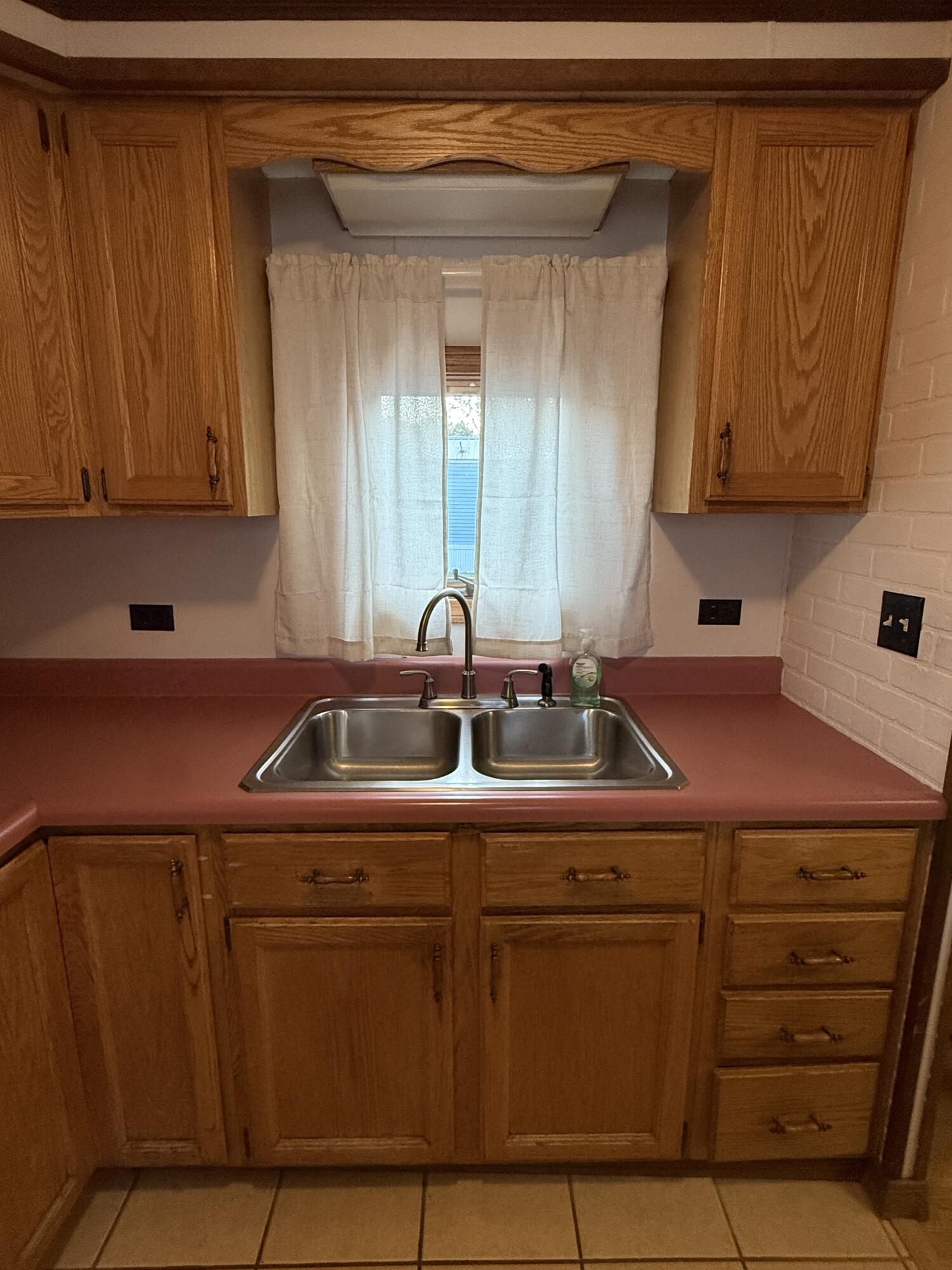 79 Cedar Street Millinocket, ME 04462 - Photo 8 of 39