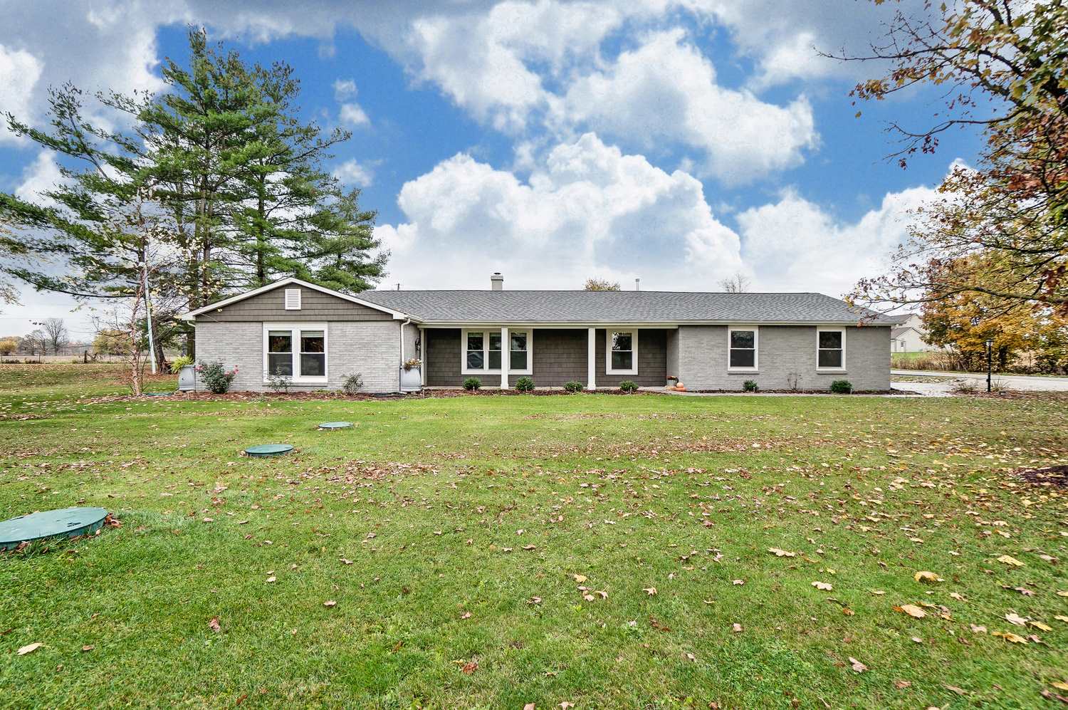 15922 Lochner Road Spencerville, IN 46788 - Photo 9 of 32