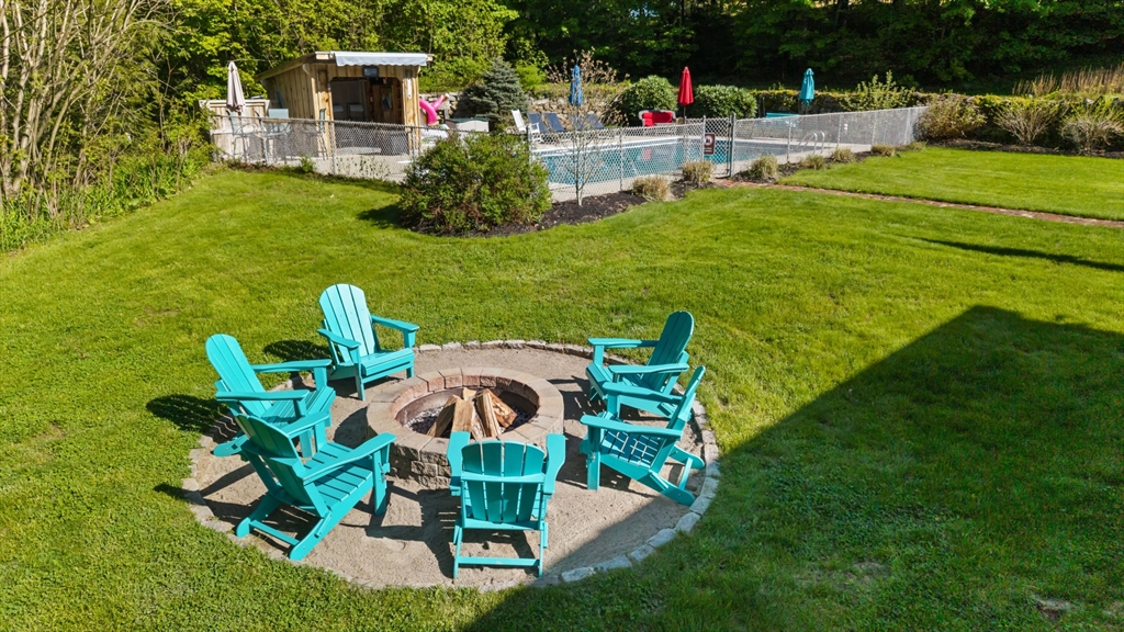 66 Allen Road Sturbridge, MA 01566 - Photo 7 of 42 Gallery Image 7