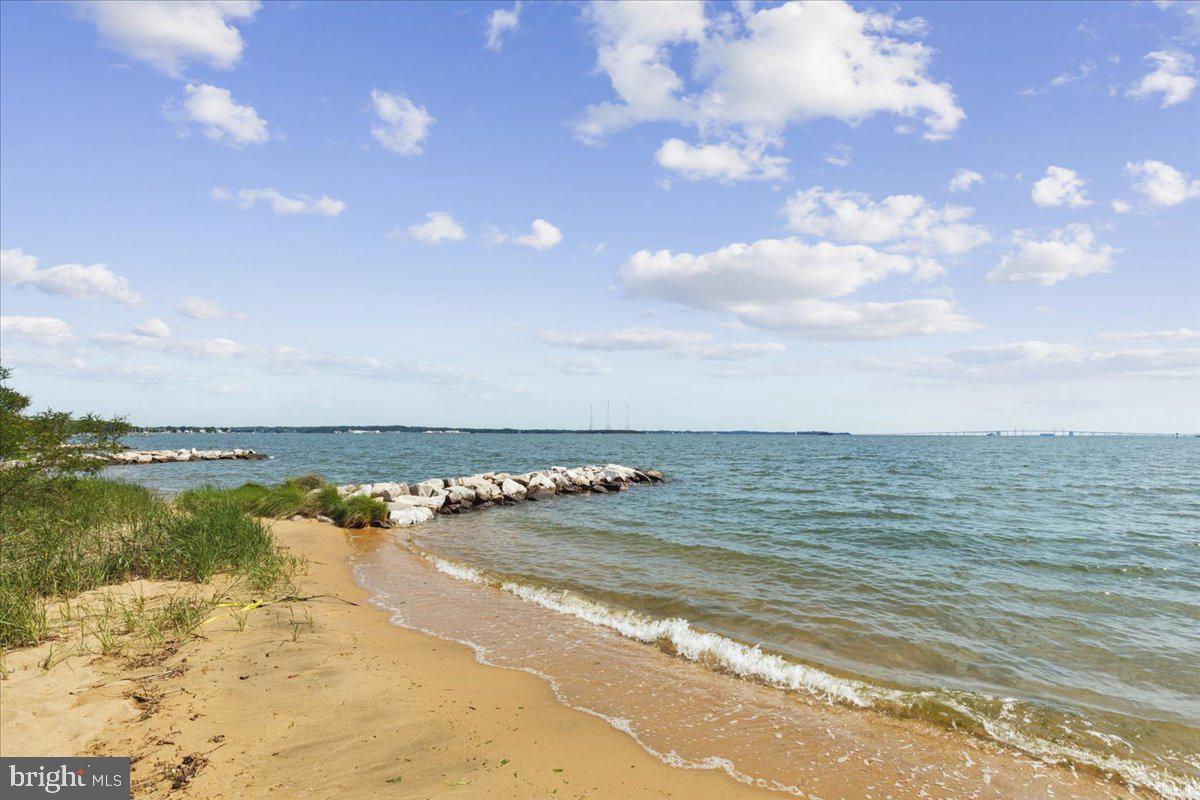 2648 Ogleton Road Annapolis, MD 21403 - Photo 45 of 48 Community beach