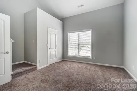 a view of empty room with window
