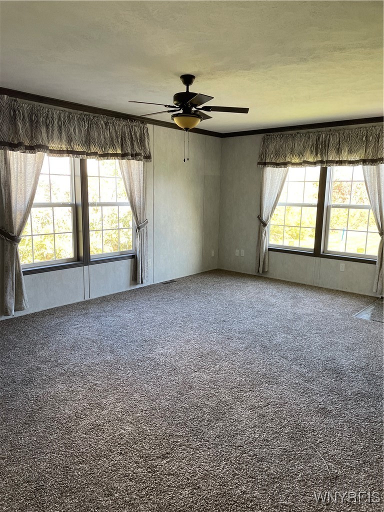 51 Ritchie Avenue Tonawanda, NY 14150 - Photo 4 of 15 Living Room