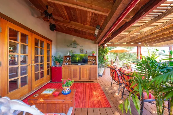 a outdoor view with a sitting space