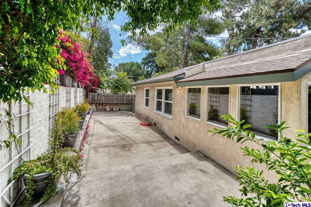 2849 Markridge Road La Crescenta, CA 91214 - Photo 26 of 27