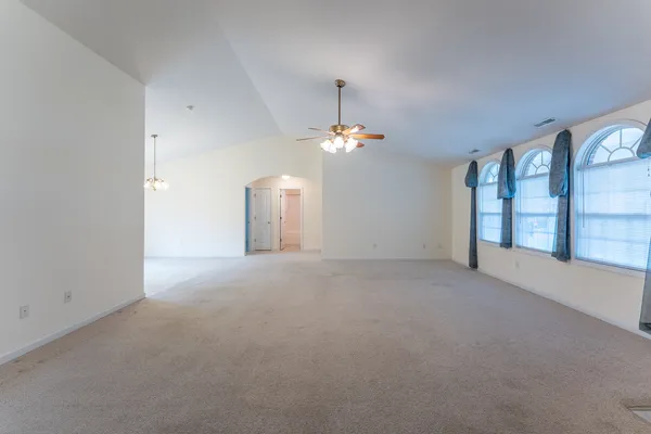 $243,000 | 1401 Posey Street, Marion, IL 62959