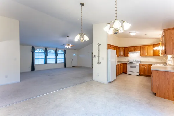 $243,000 | 1401 Posey Street, Marion, IL 62959