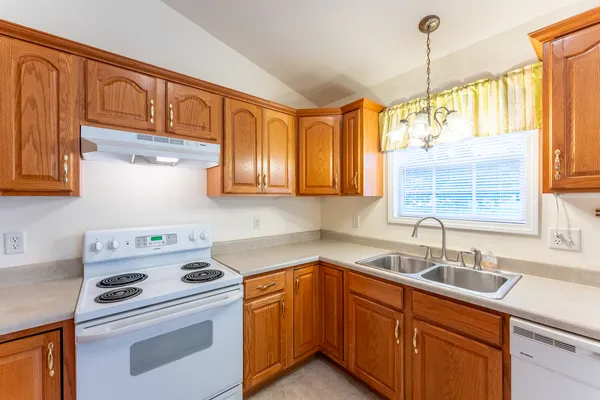 $243,000 | 1401 Posey Street, Marion, IL 62959