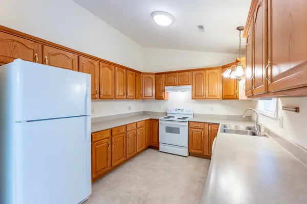 $243,000 | 1401 Posey Street, Marion, IL 62959