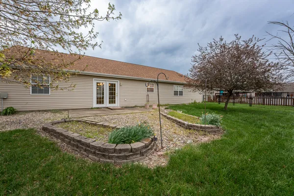 $243,000 | 1401 Posey Street, Marion, IL 62959