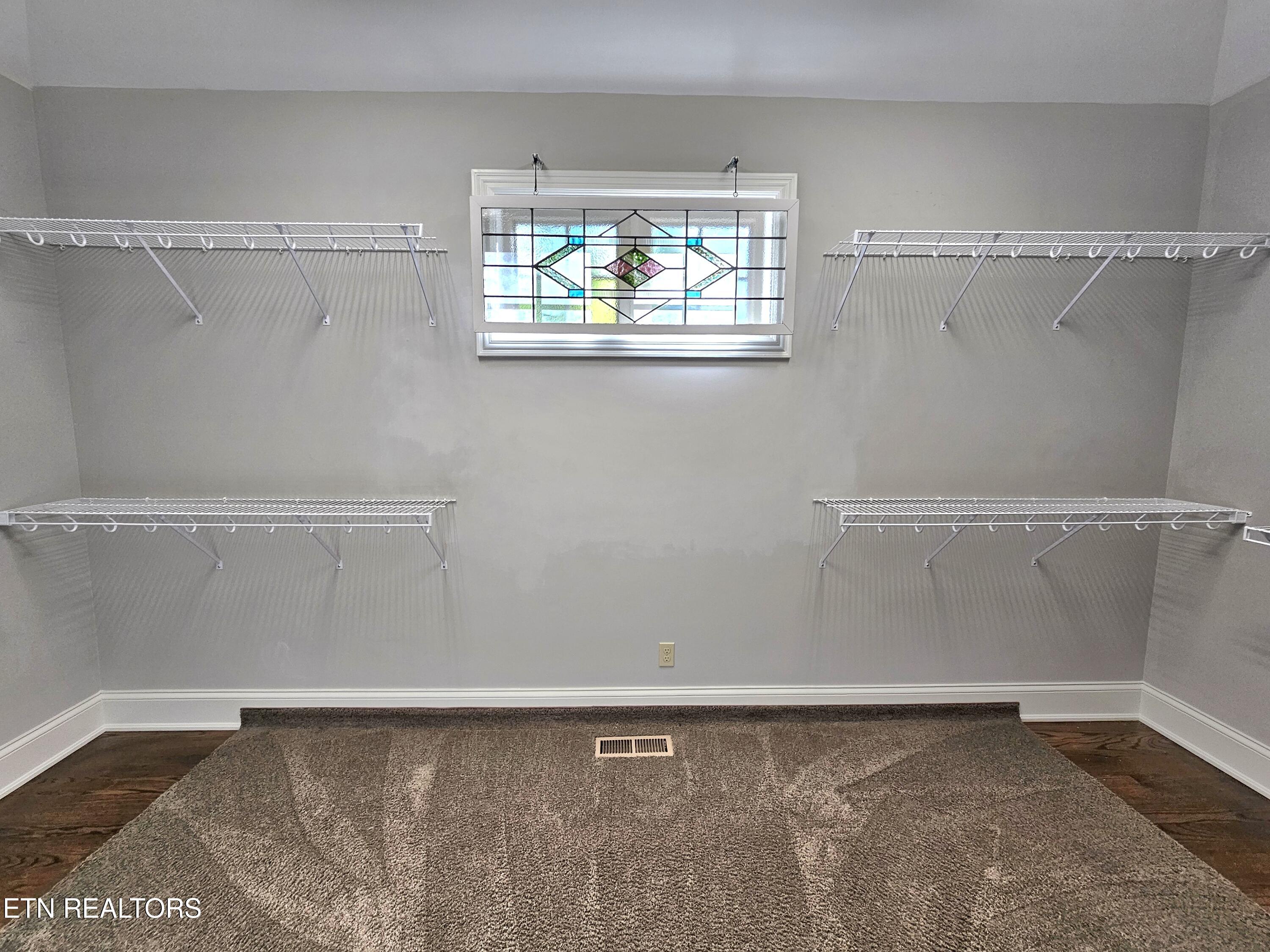 111 Winchester Circle Oak Ridge, TN 37830 - Photo 35 of 60 20251015_154453