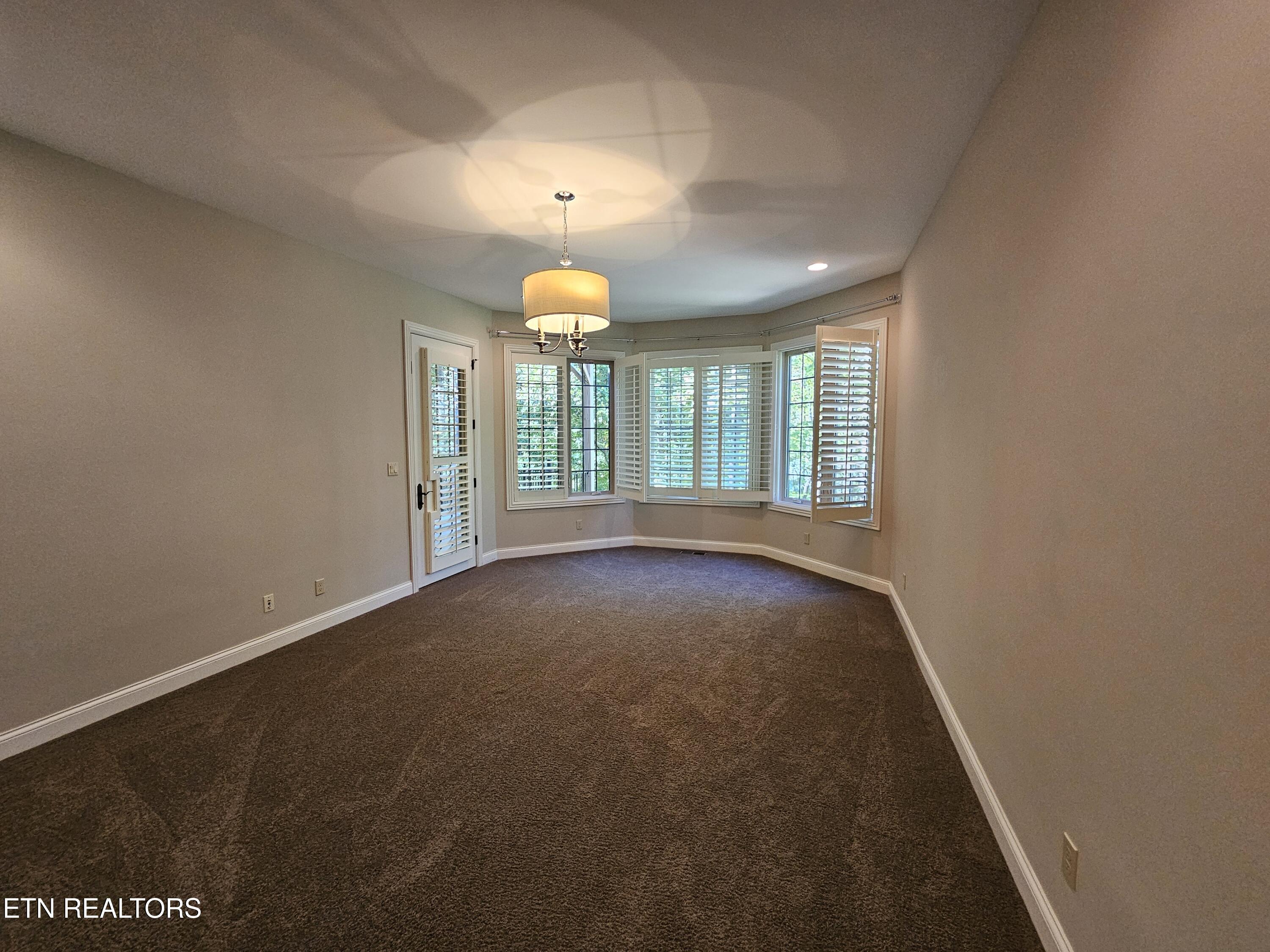 111 Winchester Circle Oak Ridge, TN 37830 - Photo 50 of 60 20251015_132751