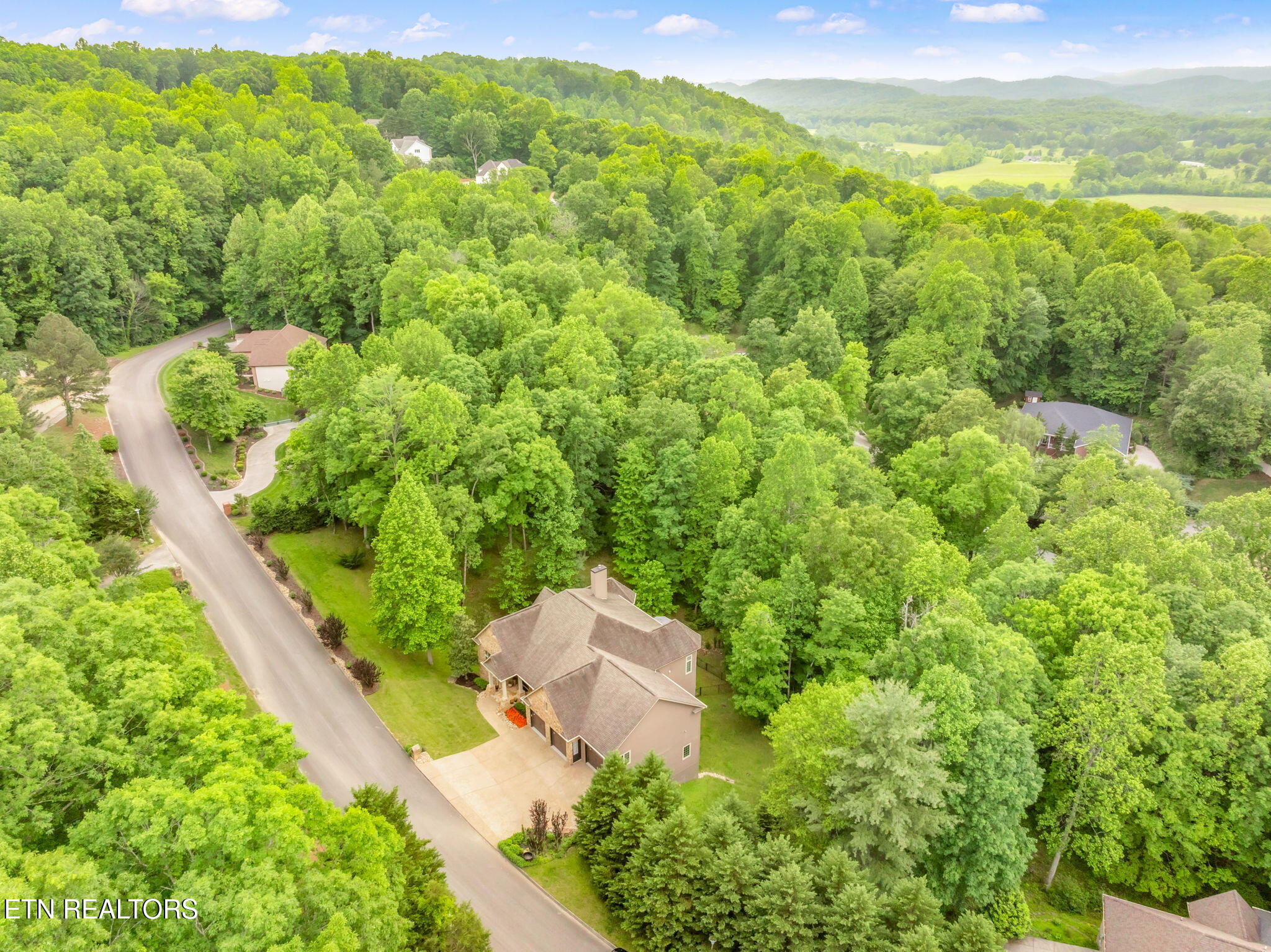 111 Winchester Circle Oak Ridge, TN 37830 - Photo 58 of 60 71-web-or-mls-111 Winchester Circle-72