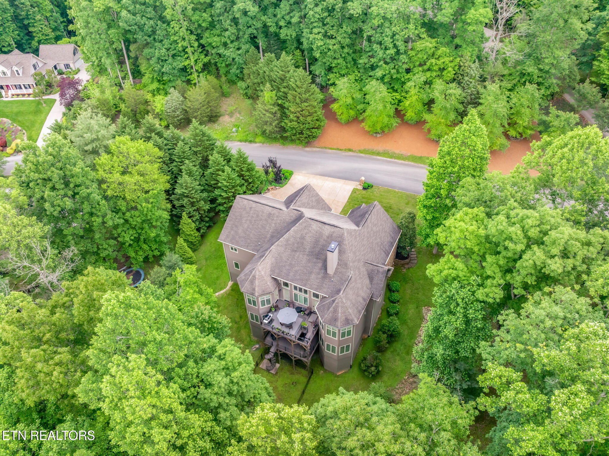 111 Winchester Circle Oak Ridge, TN 37830 - Photo 59 of 60 80-web-or-mls-111 Winchester Circle-80