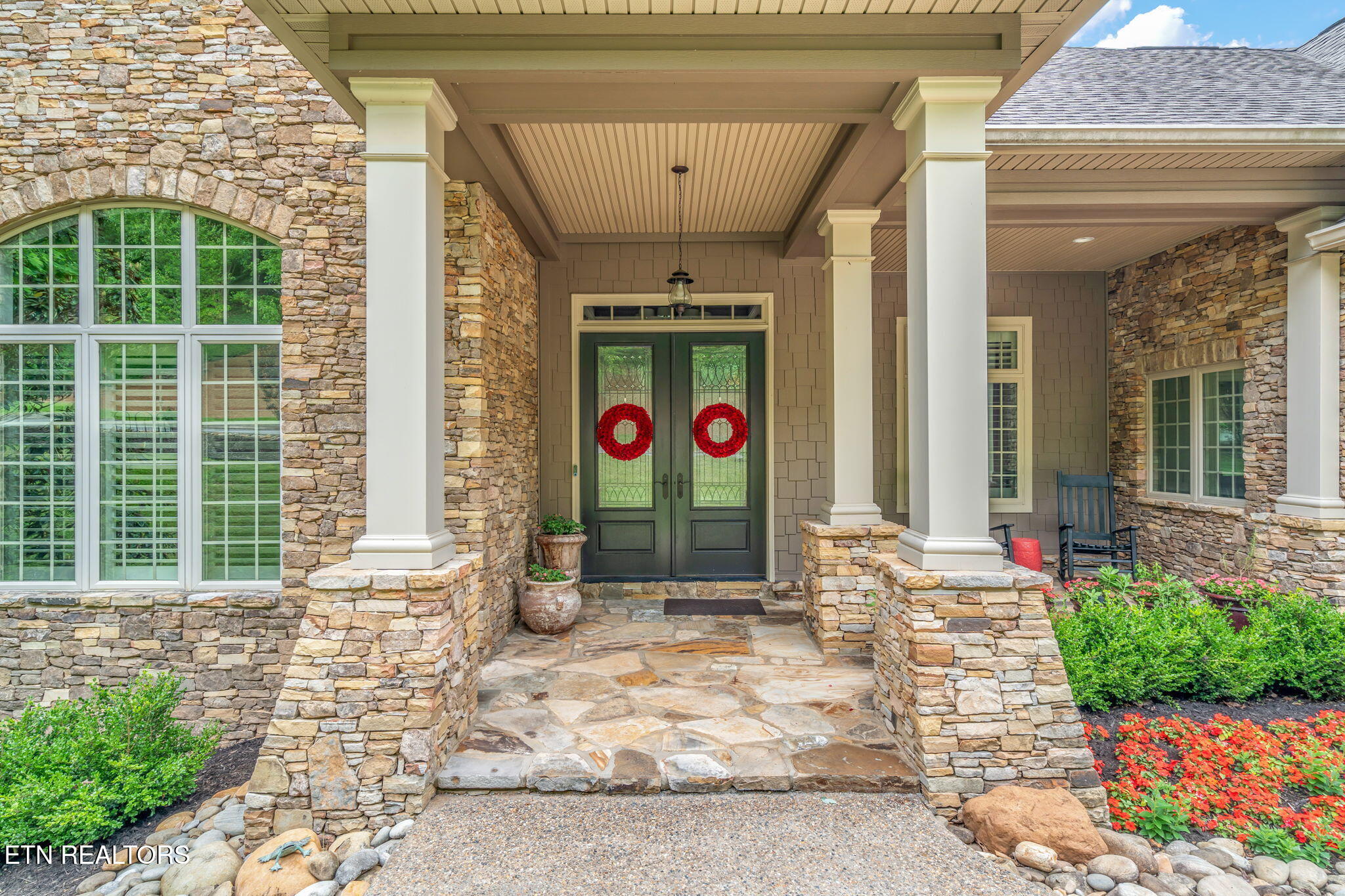 111 Winchester Circle Oak Ridge, TN 37830 - Photo 7 of 60 12-web-or-mls-111 Winchester Circle-13