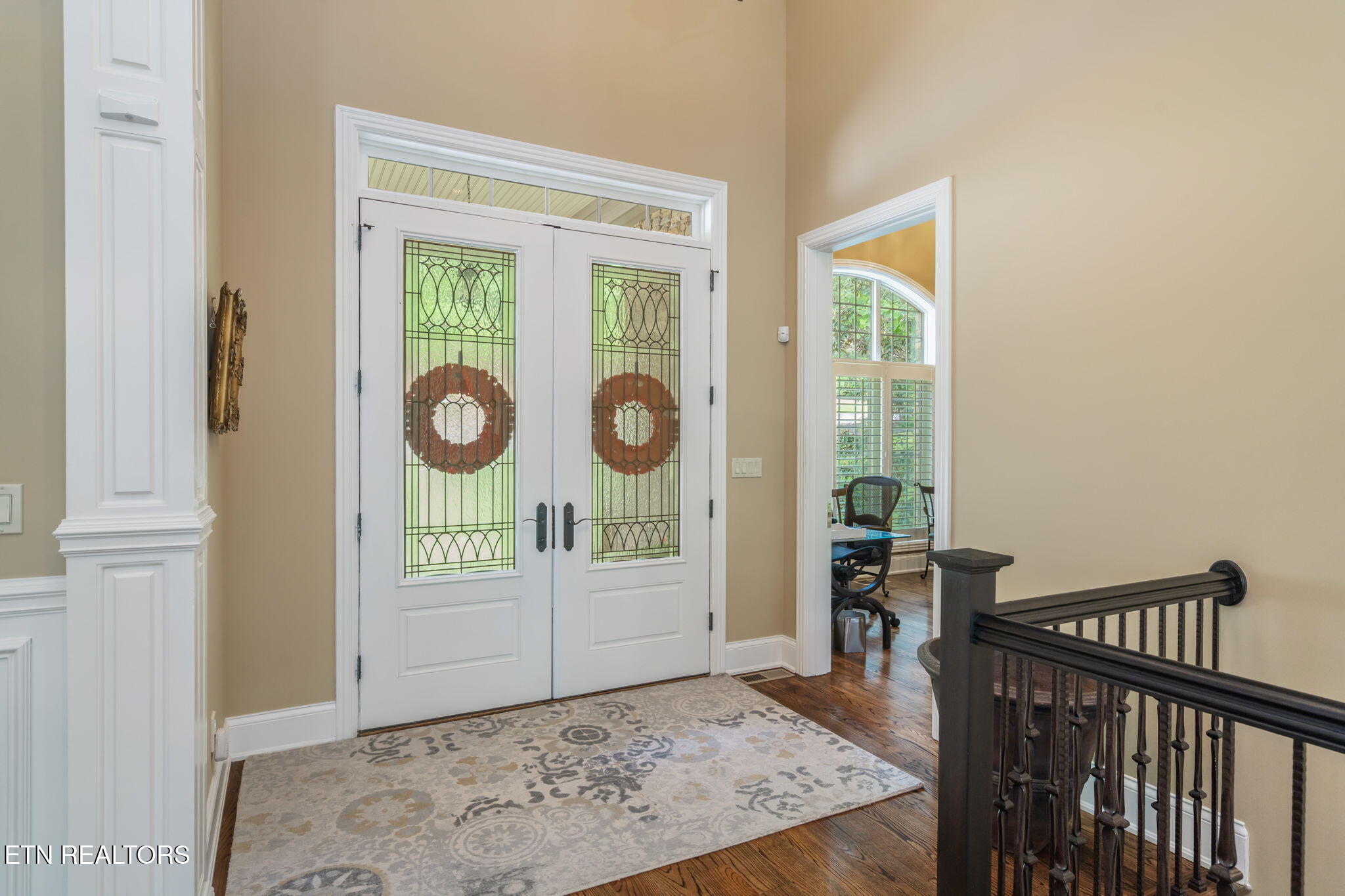 111 Winchester Circle Oak Ridge, TN 37830 - Photo 10 of 60 15-web-or-mls-111 Winchester Circle-16