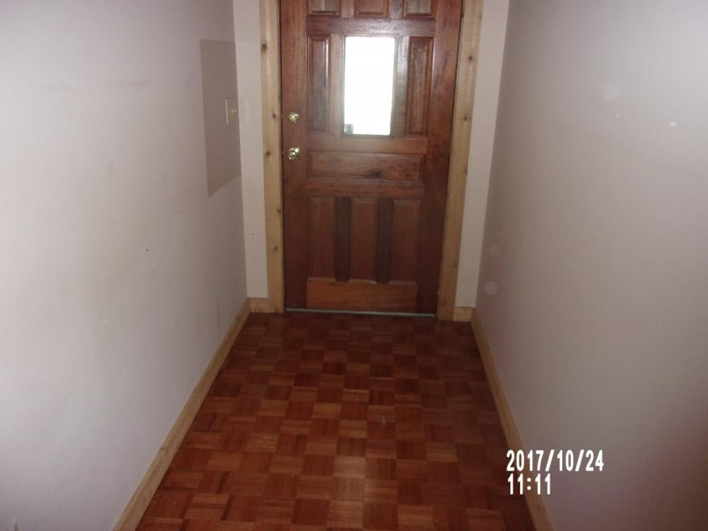 721 Oak Grove Road Gray, TN 37615 - Photo 15 of 18 FOYER