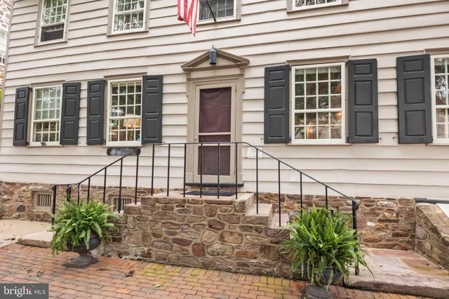 $5,800 | 111 South State Street, Newtown, PA 18940