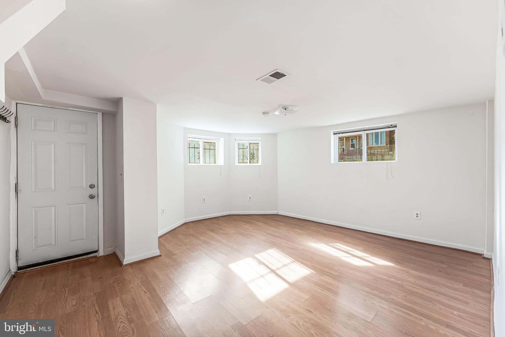 165 U Street Northwest, Unit 3 Washington, DC 20001 - Photo 4 of 20