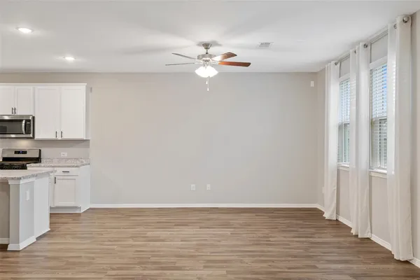 $1,950 | 25605 Microstar Way, Montgomery, TX 77316